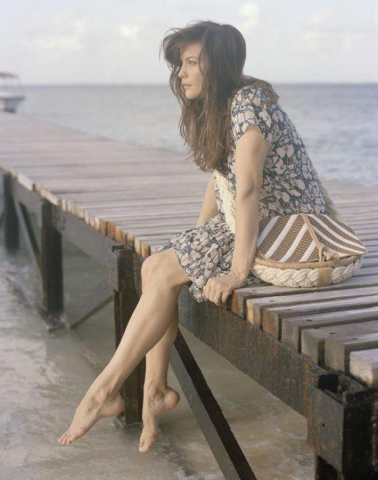 iLs veulent une fille..........