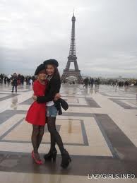 bella  et  zendaya a paris  - photo 2