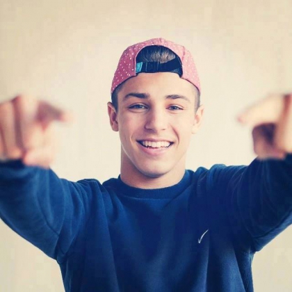 Qui est le plus BG  - photo 2