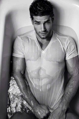 Qui est le plus BG  - photo 3