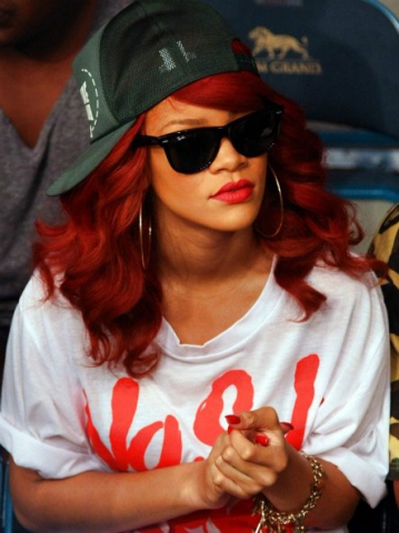 Rihanna - photo 2