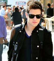 logan - photo 2