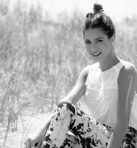 Biographie de Martina Stoessel !   - photo 3