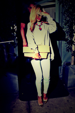 Je suis devenue FAN de Rihanna donc j'suis fan de Rihanna & Nicki Minaj :) - photo 3