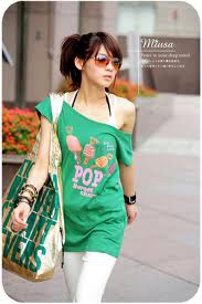 Le miroir peut mentir. Il ne montre pas ce que tu caches � l'int�rieur.