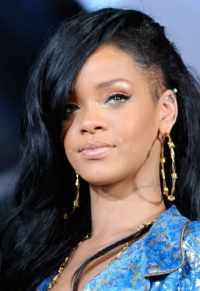 Rihanna pte les plombs sur la Cte d'azur !
