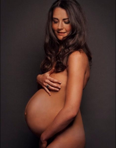 Naissance du bb royal : Kate Middleton pose nue et enceinte ! PHOTO