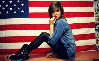 petite amie de Nicola 