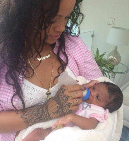 Rihanna et le petit ange  - photo 2