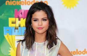 Selena Gomez 2 - photo 2
