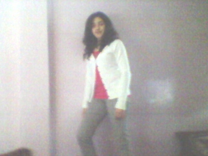 ehhhh. les filles je contente que vous etes mes amies - photo 2