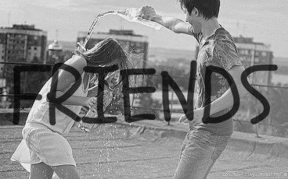 Amiti� entre fille, Gar�ons . (Photos *__*) 