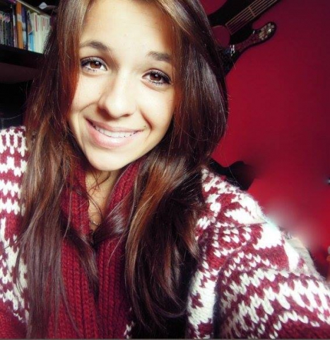 La relle amitie , C'est quand on sait se passer des mots pour exprimer ce que l'on ressent . Un simple regard suffit.