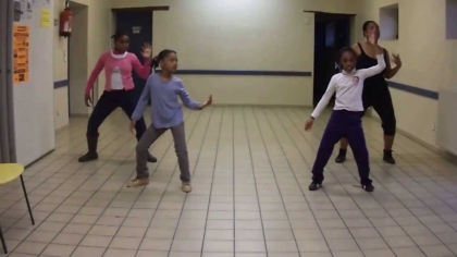 je suis quelque part la dans essaye de me trouver