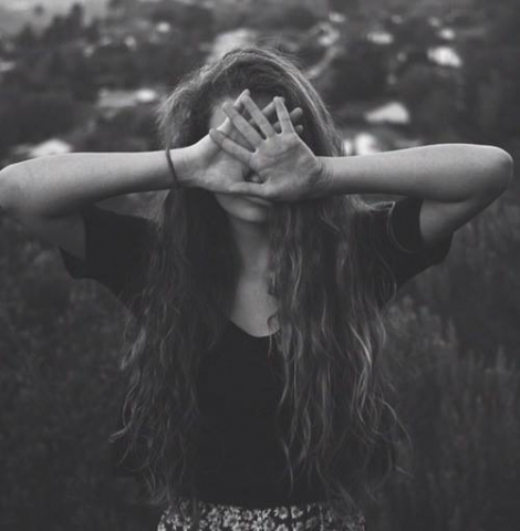 Je me sens seule et abandonne.