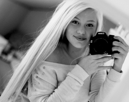 Erica Mohn Kvam y aurora mohn  - photo 3