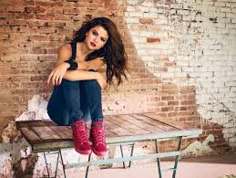 Selena gomez - photo 2