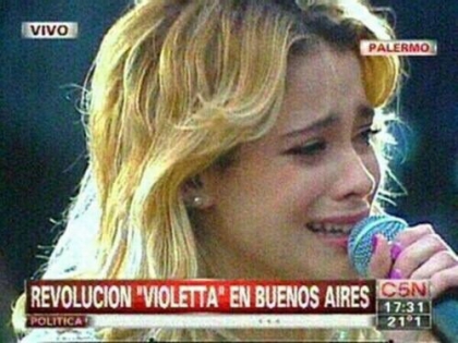 S.T.O.P !!!!!!!! Tini c'ets faite viole !!!!!