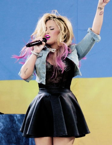 ▲ Salutation ,C'est Qui Tation ?▼