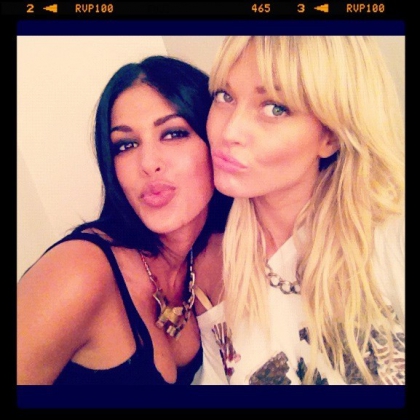 Ayem Nour et Caroline Receveur s'engagent pour soutenir Nabilla - photo 3