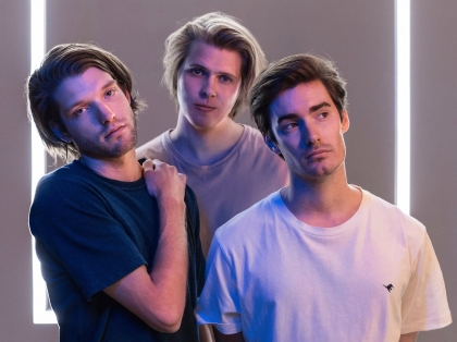 Mansionair, le trio australien de retour avec le tube Astronaut