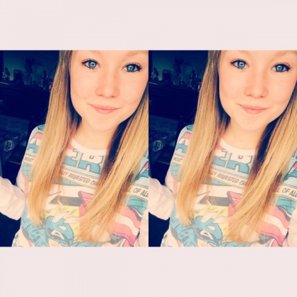 Salut le monde . :).