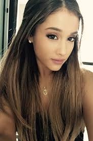 Bonne anniversaire Ariana grande