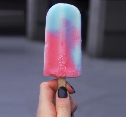 ~Fictions � venir.