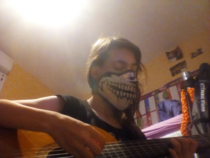 HEY ME REVOIL APRS UNE LONGUE ABSENCE!!