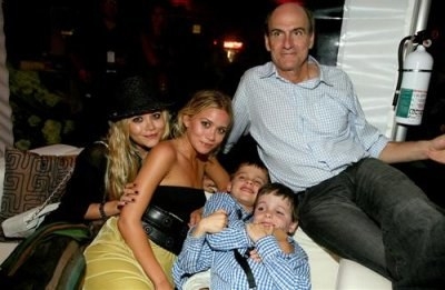 les jumelles avec les pt'its jumeaux