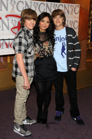 london     tipton    et    cole    et   dylan    sprous