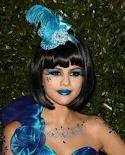 Selena Gomez d�guis�e!