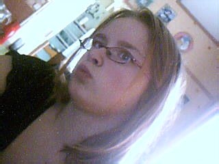 moi , je m ' appelle laurie 