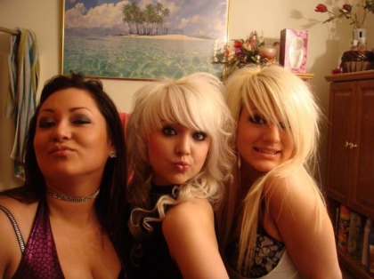 mwa+ma tante+ma soeur