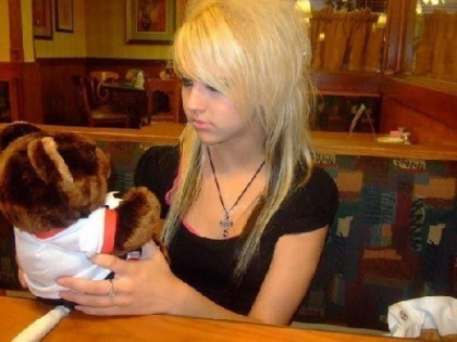 MOI...AMEL-XD-FLIKA...