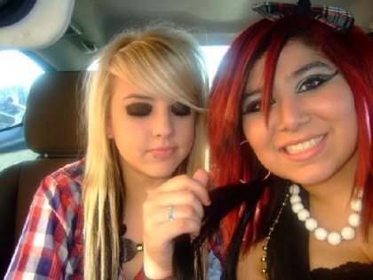 moi+elle...AMEL-XD-FLIKA...