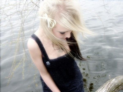 MWA...-AMELFLIKA-...