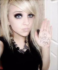 i'm not a FAKE...AMEL-XD-FLIKA...