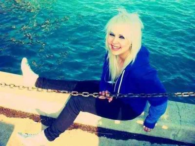 chuuuuuuuut and listen...AMEL-XD-FLIKA...