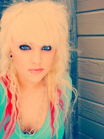 me...AMEL-XD-FLIKA...