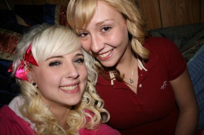 moi & mary...AMEL-XD-FLIKA...