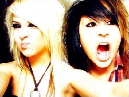 me and my crazy...AMEL-XD-FLIKA...