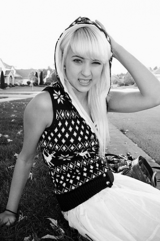 me...AMEL-XD-FLIKA...