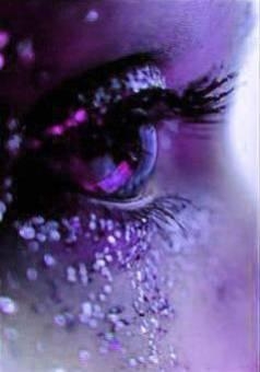 oeil violet!!!!!!!!!!
