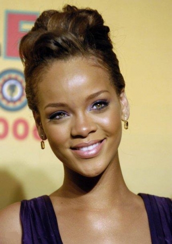 Rihanna ma joli