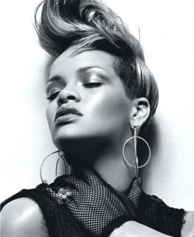 RiiiH@nn@ FnTyy (Rock $T@r)