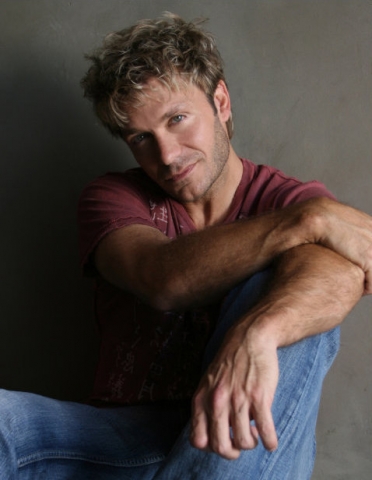 vic mignogna suite 3 ! =)