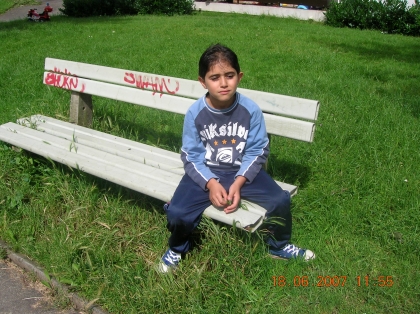 mon autre frere quand il avait 8ans