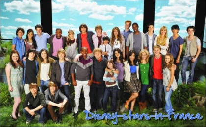 MOI MA FAMILLE MES AMIE