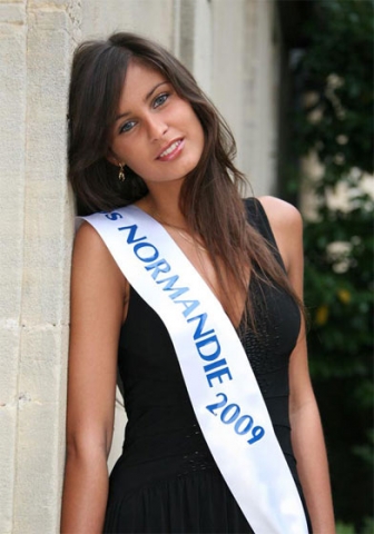Malika Menard Miss France 2010